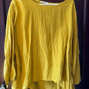 Black Crane  Yellow linen top